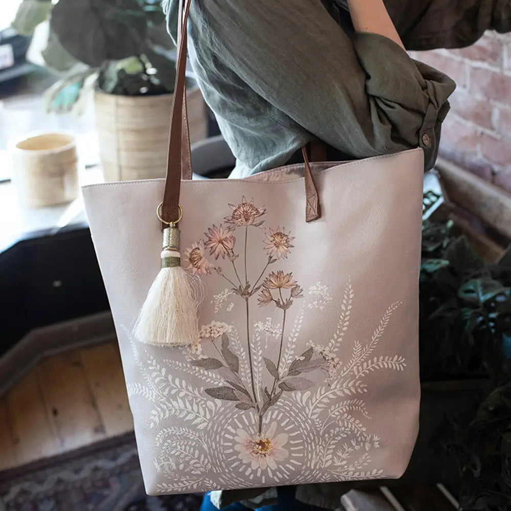 Bucket Tote - Field Lace
