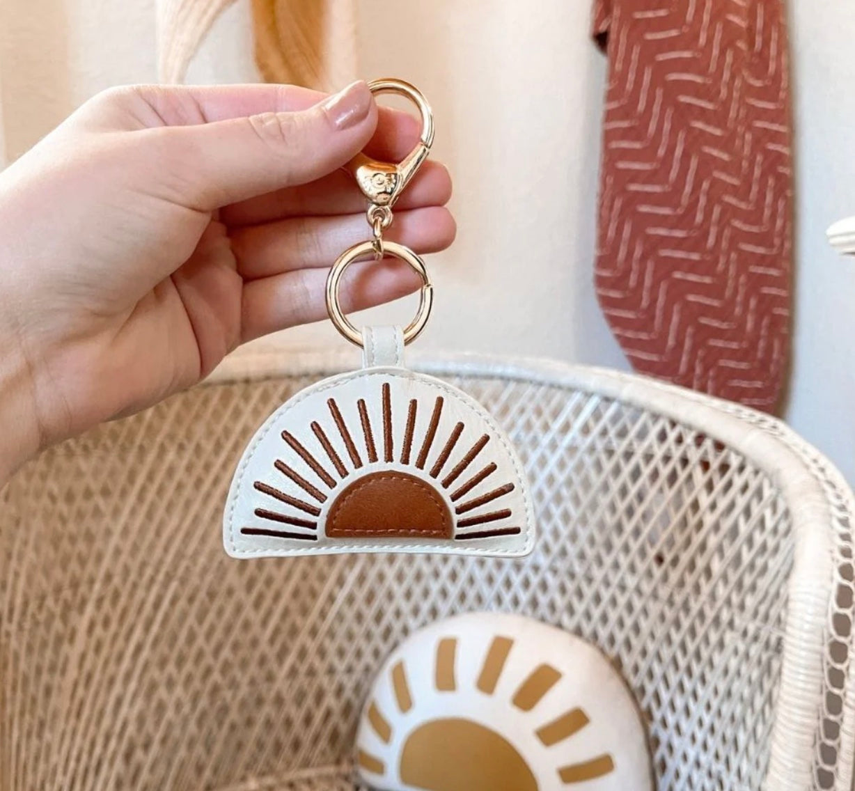 Itzy Friends Charm Keychain - Terracotta Suns