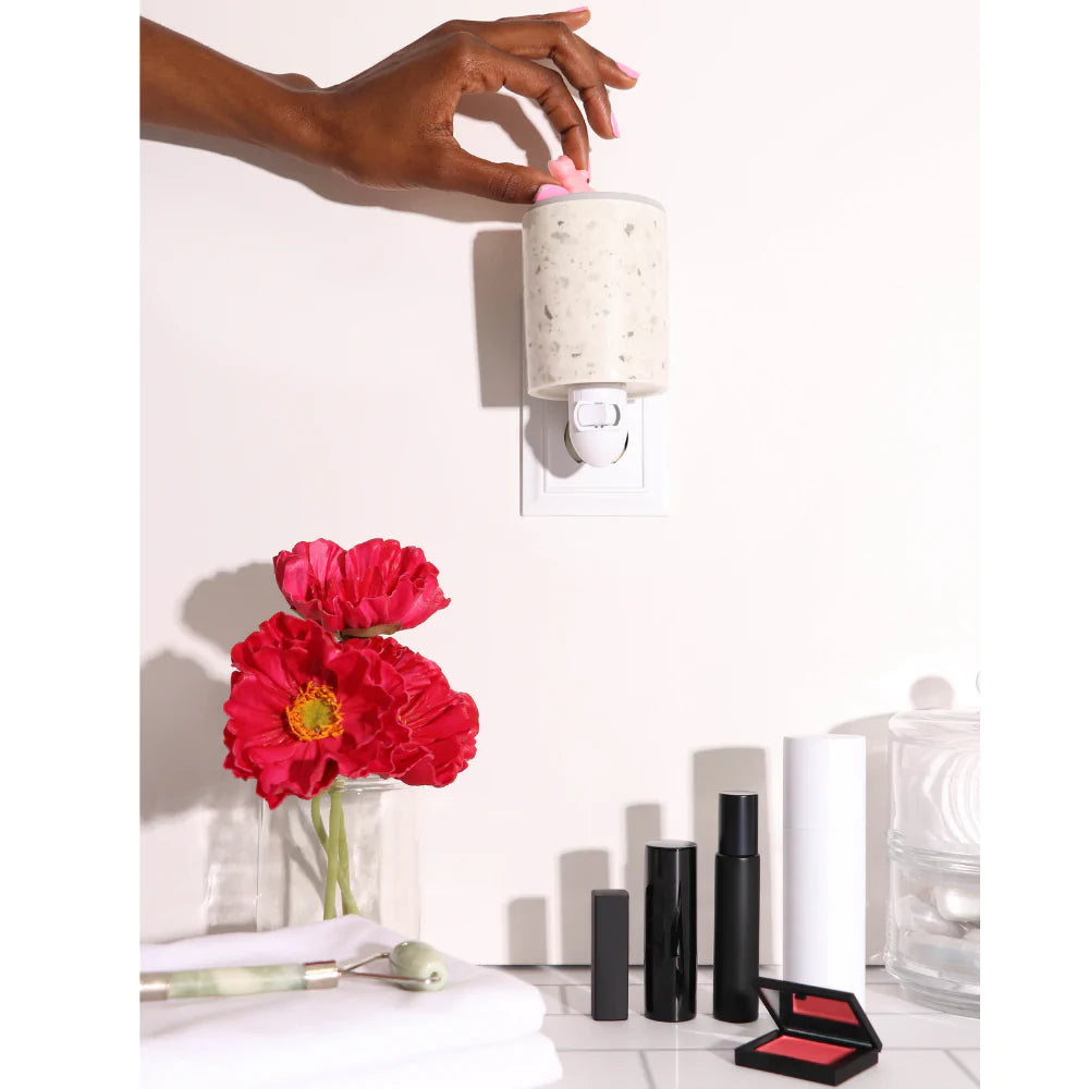 Outlet Plug-In Wax Melt Warmer - White Terrazzo