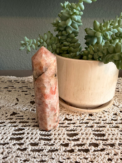 Sunstone 8-Sided Tower (~4.25in/10.5cm)