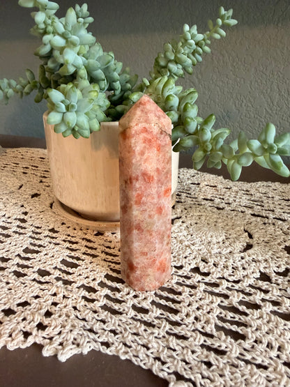 Sunstone 8-Sided Tower (~4.25in/10.5cm)
